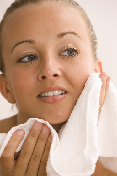 Oil Cleansing + Exfoliation can change the biology of the skin... and turn back the hands of time!
